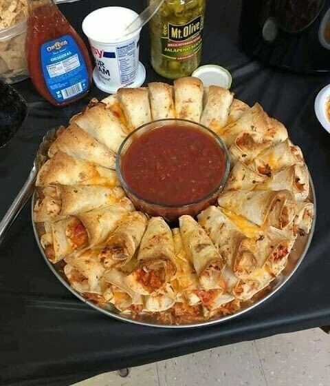 Blooming-Quesadilla-Ring, chipotle's dressing recipe,chipotle.dressing recipe,chipolte salad dressing recipe,chipotle dressing recipe for salad,recipe chipotle salad dressing ,1st phorm blueberry muffin recipe,light salad dressings recipes