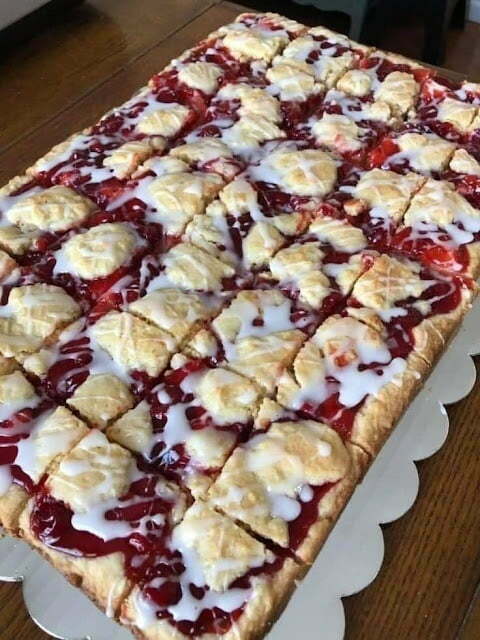 CHERRY-BARS FOR A CROWD,chipotle's dressing recipe,chipotle.dressing recipe,chipolte salad dressing recipe,chipotle dressing recipe for salad,recipe chipotle salad dressing ,1st phorm blueberry muffin recipe,light salad dressings recipes