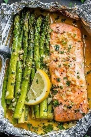 Baked salmon with asparagus & Lemon Garlic Butter Sauce !!