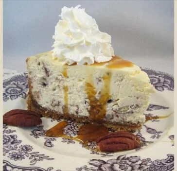 BUTTER PECAN CHEESECAKE
